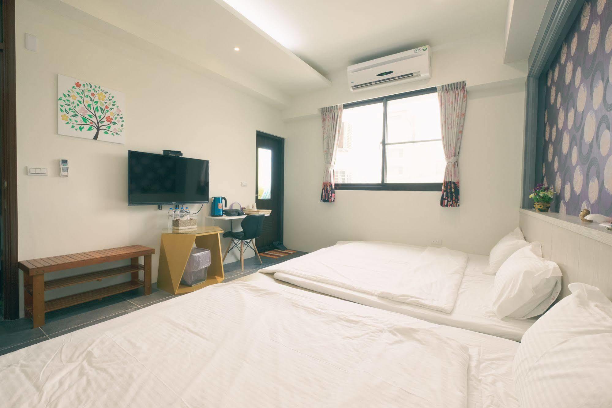 Zhizhu Homestay Tainan Buitenkant foto